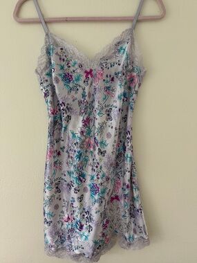 Victoria's Secret Lavender Floral Lace Trim Slip Butterfly  Y2K